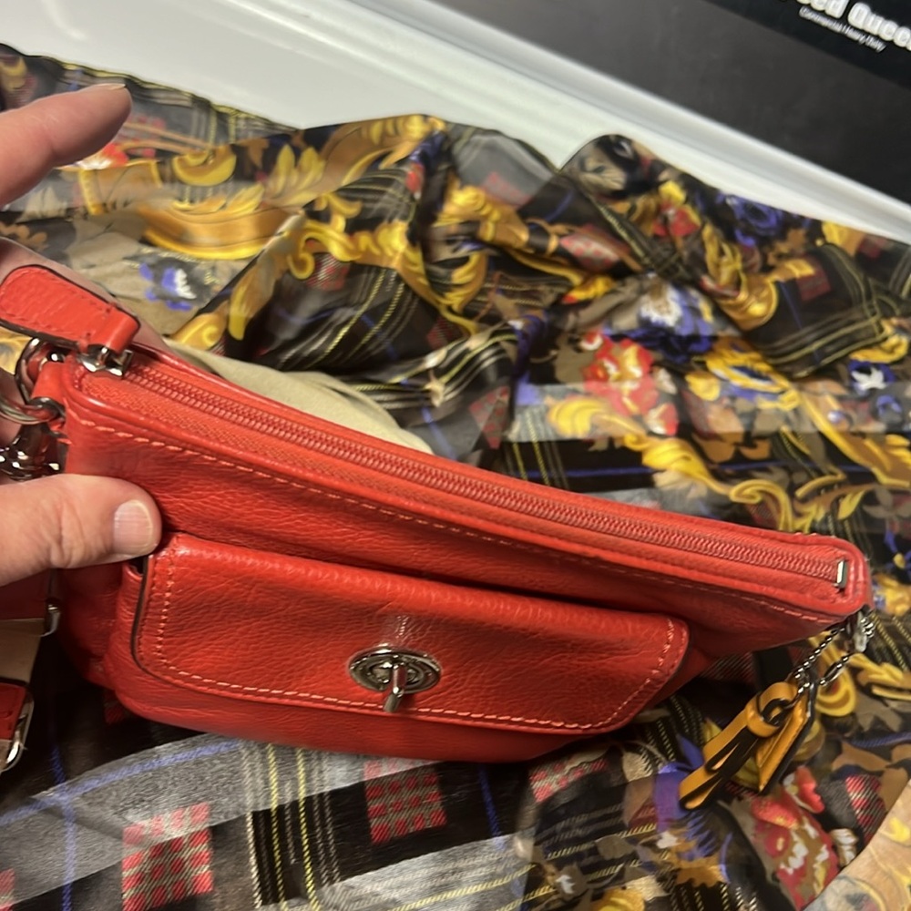 Coach Handbag - Picture 10 of 10